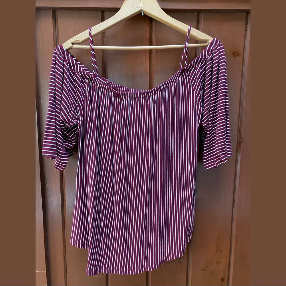 Striped top - Picture 2 of 3
